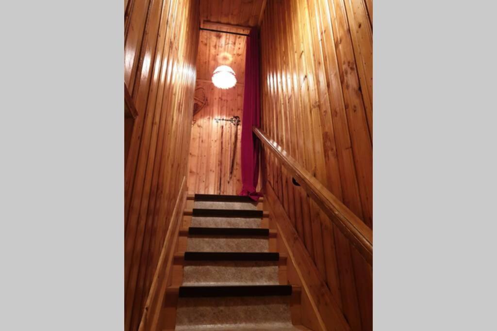 Authentique Chalet Vue Sur Le Lac Et Les Pistes بيس إيه سانت أناستيز المظهر الخارجي الصورة